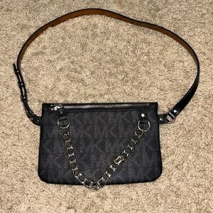 Michael Kors hand bag